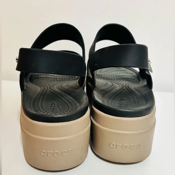CROCS Brooklyn Low Wedge Black Sandals Size 8 - Picture 4 of 9